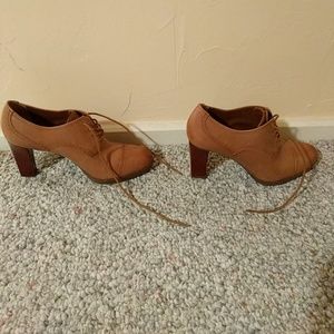 Franco Sarto Oxford Heels